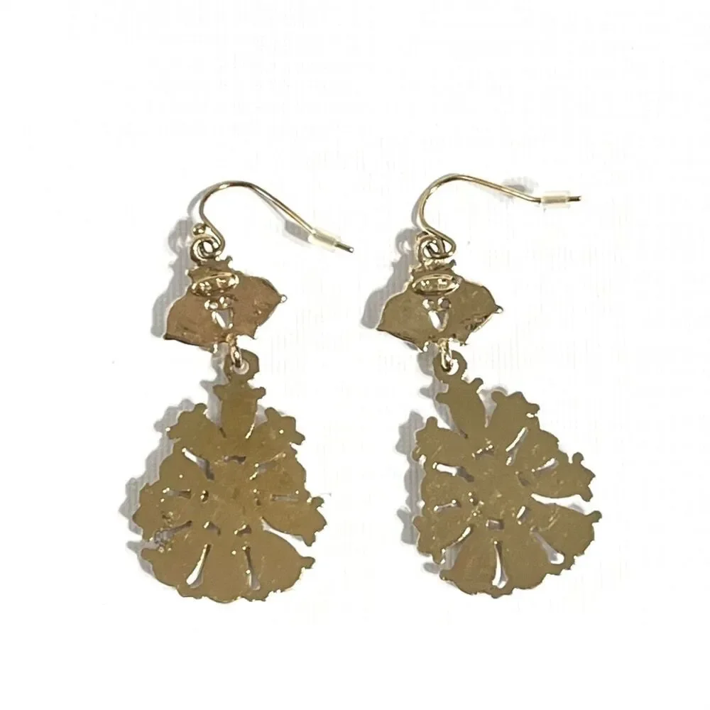Avon White Flower Statement Earrings Dangle Gold Tone Hooks Drop Retro Evening